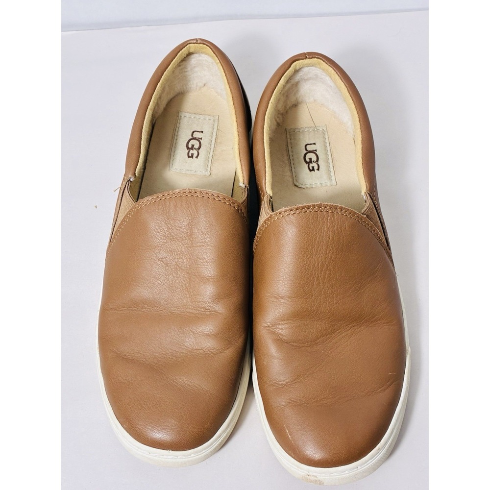 UGG Kitlyn Slip On Loafers Women's Sz 8 Brown Leather